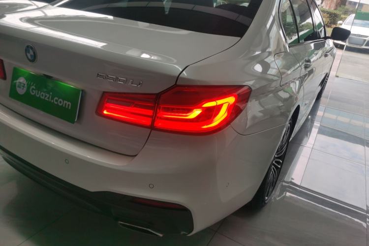 Used BMW 5 Series 2019 530Li Leading Model M Sport Package
