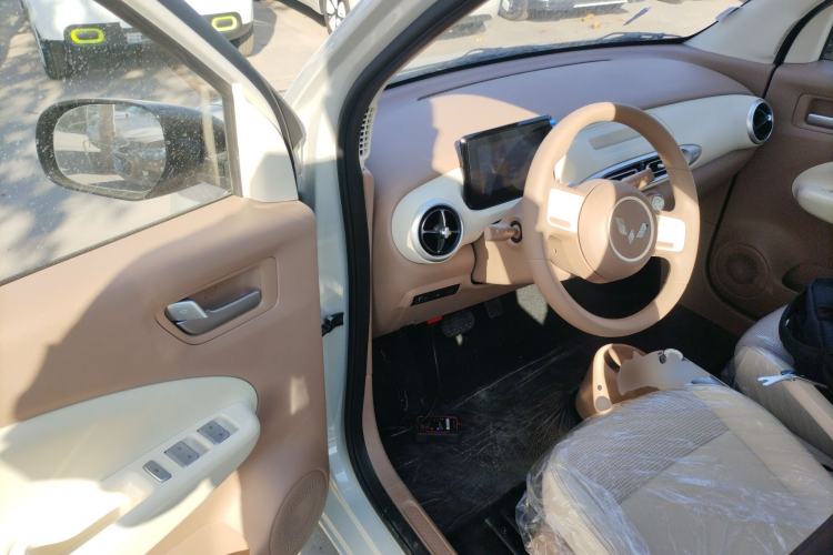 Used Wuling Hongguang MINIEV 2025 Four-Door Version Advanced Edition
