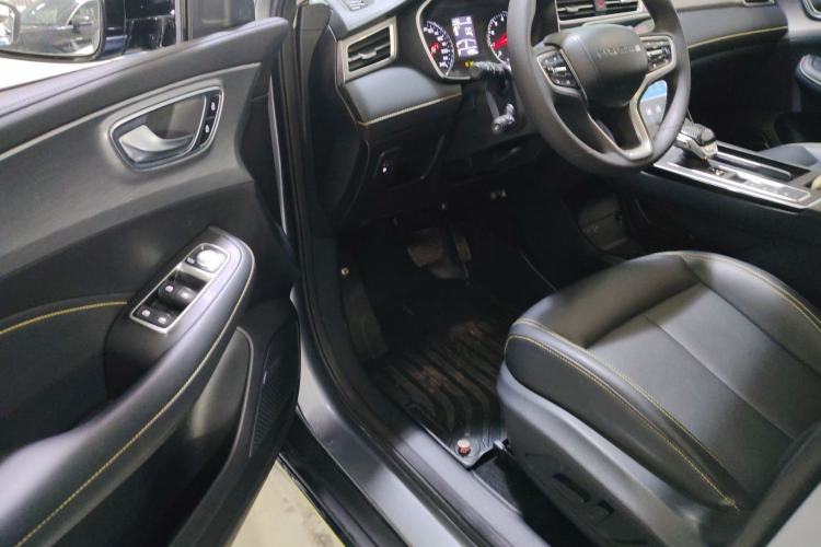 Used Roewe RX5 2020 PLUS 300TGI Automatic Ali National Style Luxury Edition