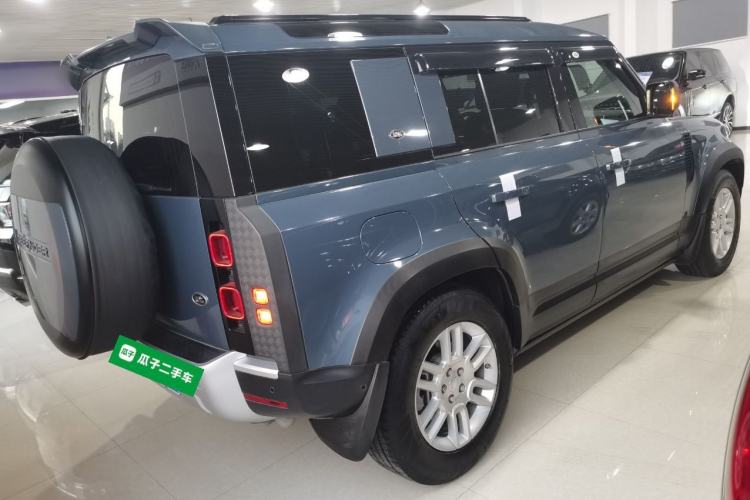 Used Land Rover Defender 2020 110 P400 SE
