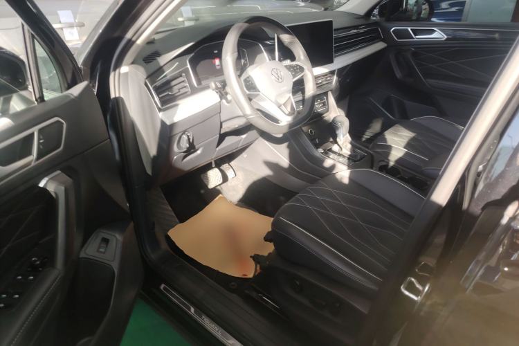 Used Volkswagen Tiguan L 2022 330TSI Automatic Two-Wheel Drive Smart Edition
