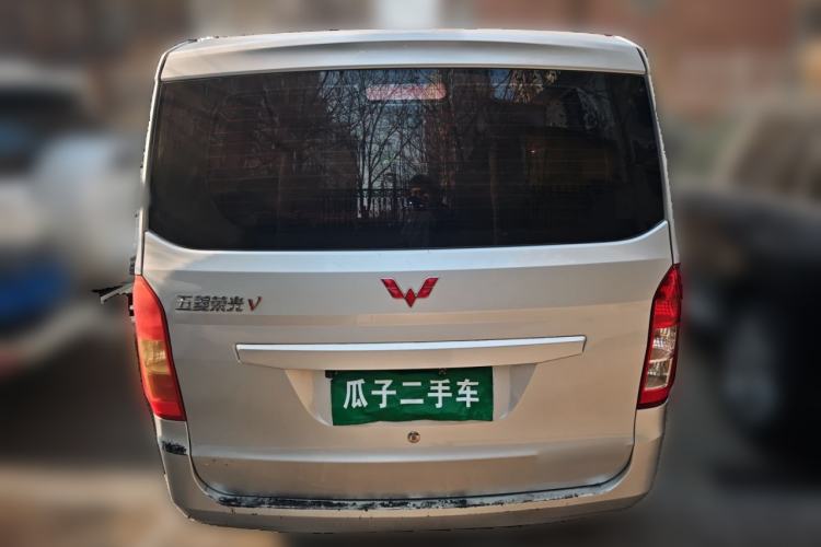 Used Wuling Rongguang V 2018 1.5L Standard Version
