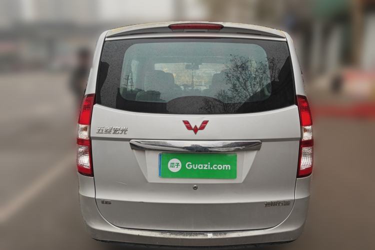 Used Wuling Hongguang 2013 1.5L Comfort Model
