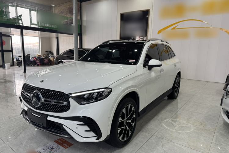 Used Mercedes-Benz GLC 2023 Facelift GLC 260 L 4MATIC Luxury Version 5 Seats