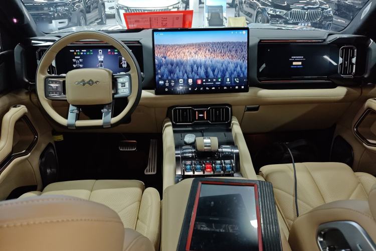 Used  Leopard 8 2025 Smart & Brave Flagship Edition 7 Seats
