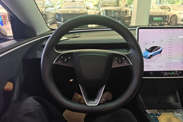 Used Tesla Model 3 2023 Long-Range All-Wheel-Drive Version
