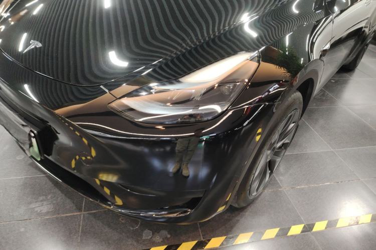 Used Tesla Model Y 2023 Rear-Wheel-Drive Version
