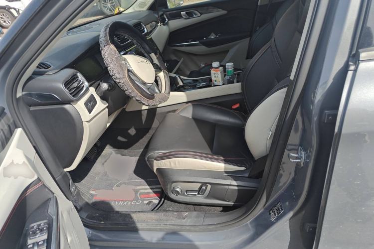 Used Lynk & Co 02 2018 1.5T DCT Two-Wheel Drive Zhaopu Version China V Standard
