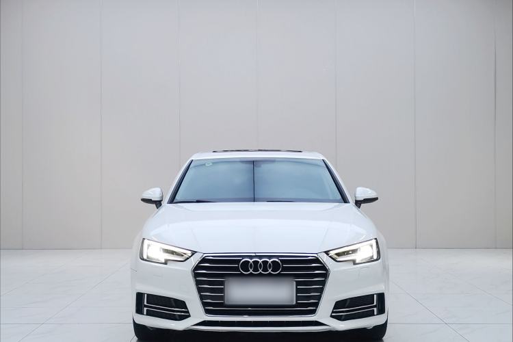 Used Audi A4L 2019 40 TFSI Ambition China VI
