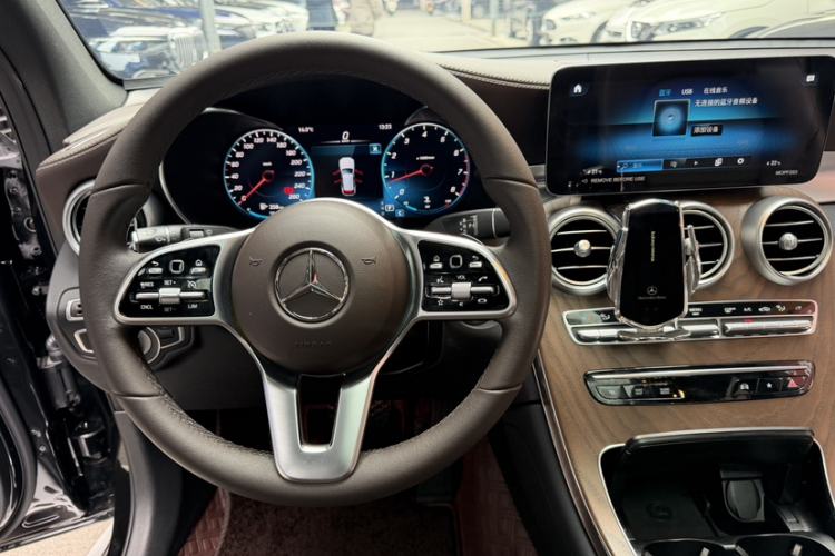 Used Mercedes-Benz GLC 2022 Refreshed GLC 300 L 4MATIC Dynamic Edition Prestige Version