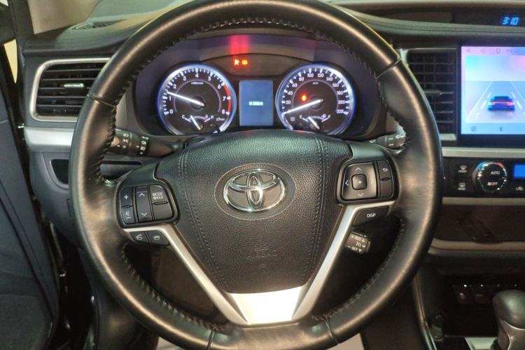 Used Toyota Highlander 2015 2.0T Four-Wheel Drive Luxury Edition 7-Seater
