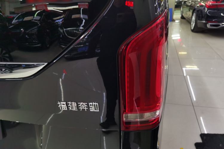 Used Mercedes-Benz V-Class 2020 V 260 L Long-wheelbase Luxury Edition