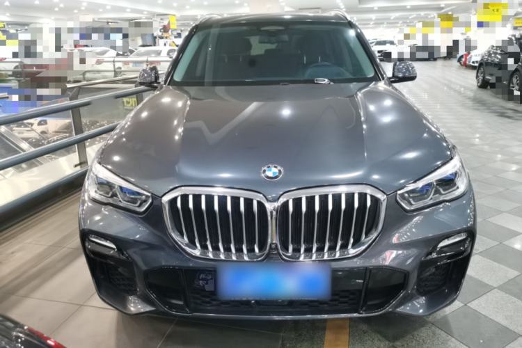 Used BMW X5 2019 xDrive40i Luxury Model with M Sport Package

