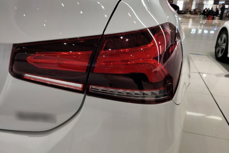 Used Mercedes-Benz A-Class 2022 Revised Version A 200 L Sport Sedan Fashionable Style