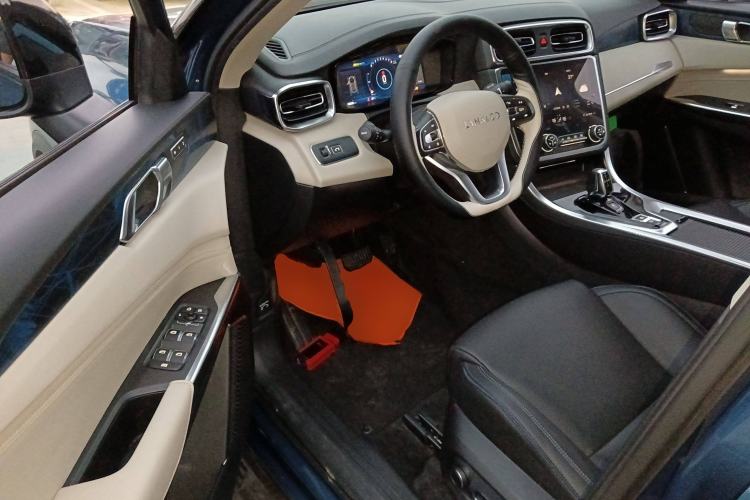 Used Lynk & Co 01 2019 2.0T Two-Wheel Drive Zhaopu Version China VI Standard
