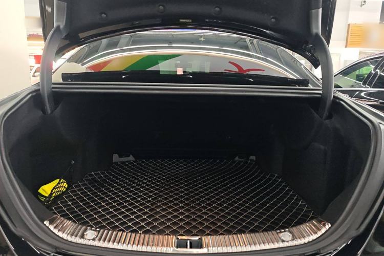 Used Mercedes-Benz E-Class 2019 Restyled E 300 L Sport Luxury Edition