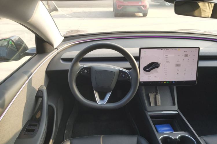 Used Tesla Model 3 2023 Rear-Wheel-Drive Version
