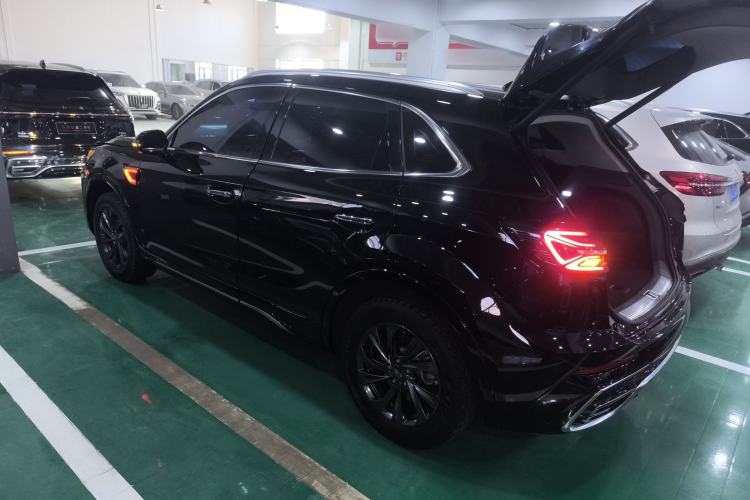 Used Hongqi HS5 2023 2.0T Qixiang Pro Edition
