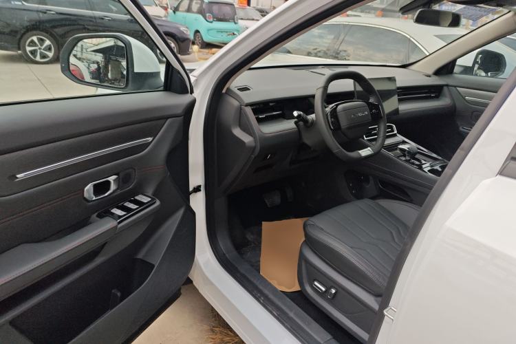 Used JETOUR Dashing 2025 1.5T DCT Ultimate Edition
