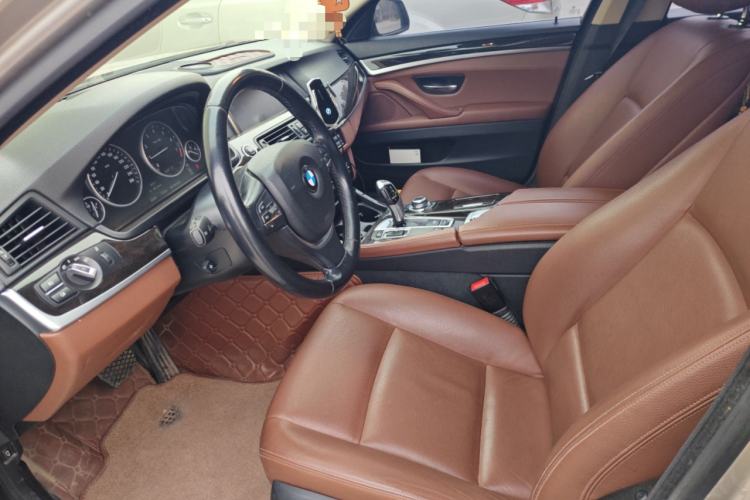 Used BMW 5 Series 2017 525Li Leading Model
