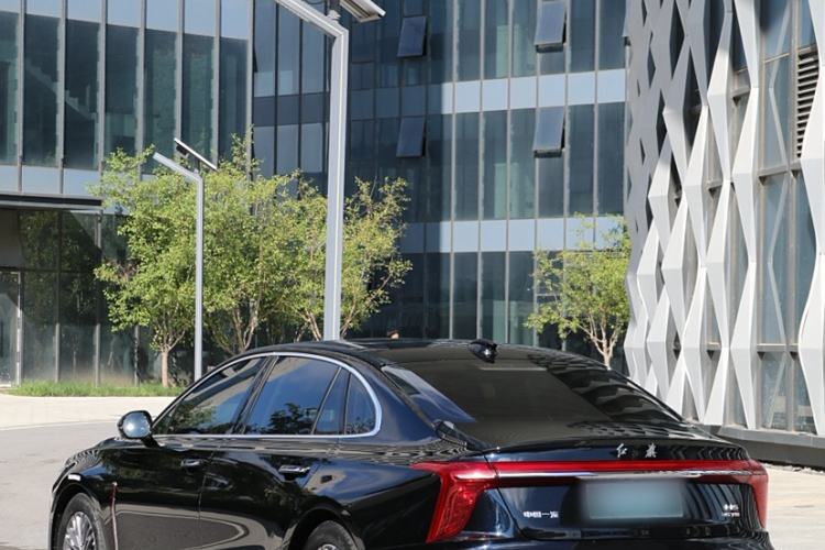 Used Hongqi H5 2023 1.5T DCT Smart Connect Flagship Edition
