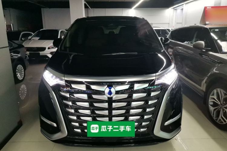 Used Denza D9 2024 DM-i 1050 Luxury Model