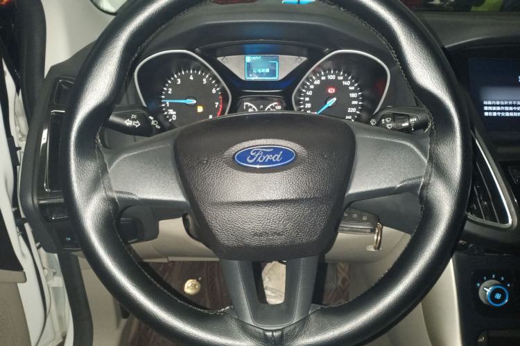 Used Ford Focus 2018 Sedan Classic 1.6L Automatic Comfort Plus Smart Drive Version
