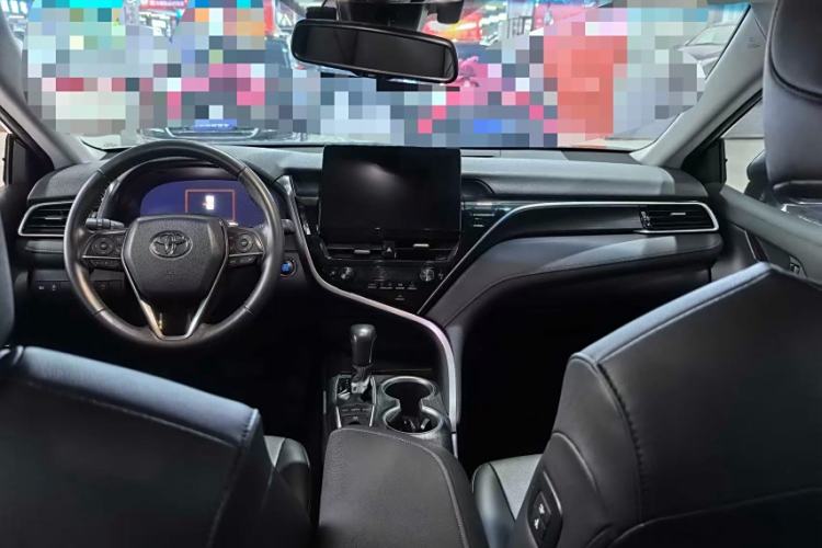 Used Toyota Camry 2023 2.5G Luxury Edition
