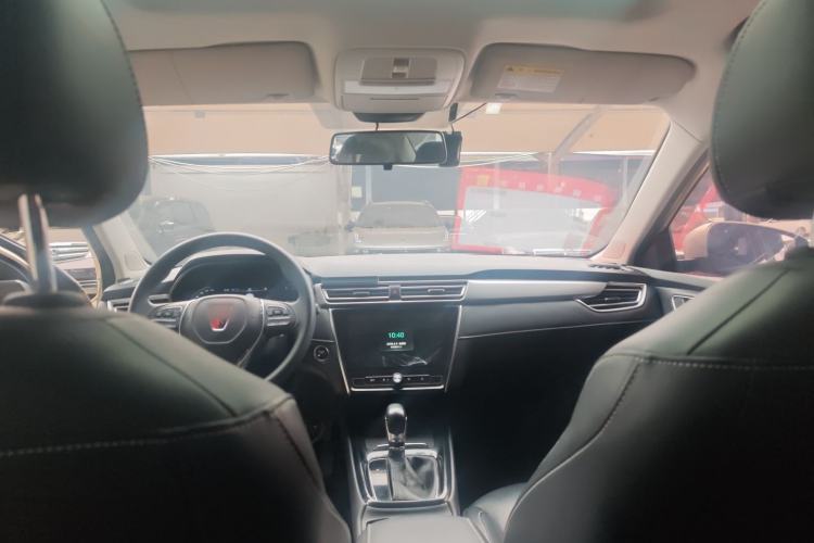 Used Roewe i5 2020 1.5L Automatic 4G Connect Luxury Flagship Edition
