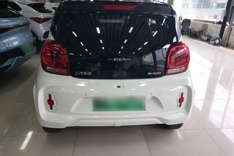 Used Roewe Clever 2021 302 km New Four-Seater Super-Efficient Version
