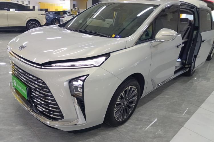 Used Buick GL8 2025 Lu Zun Deluxe Edition