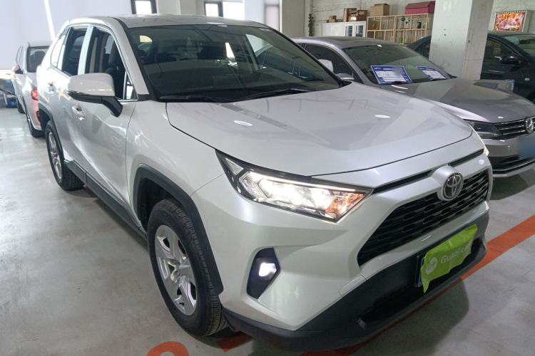 Used Toyota RAV4 2024 2.0L CVT Two-Wheel Drive Urban Edition
