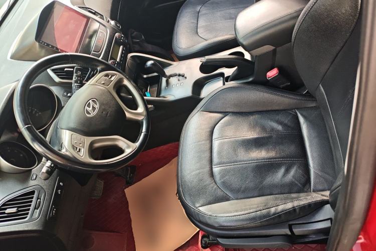 Used Hyundai ix35 2015 2.0L Automatic 2WD Smart Version China V Standard
