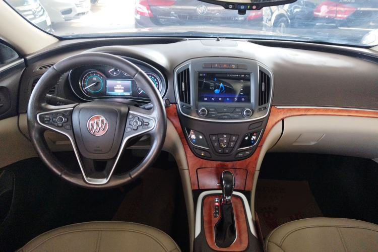 Used Buick Regal 2015 2.0L Elite Fashion Edition
