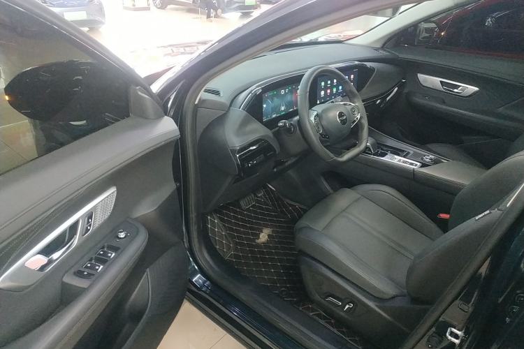 Used Dongfeng Aeolus Huge 2022 Mach Power 1.5T DareDrive Edition · Smart
