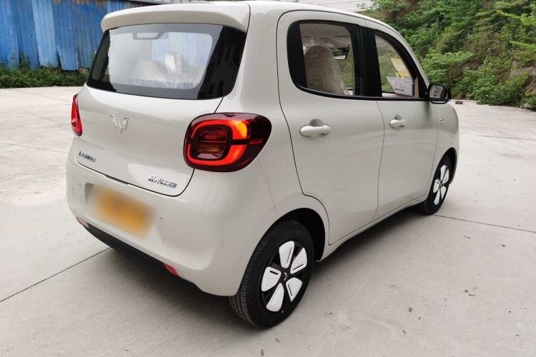 Used Wuling Hongguang MINIEV 2025 Four-Door Version Advanced Edition
