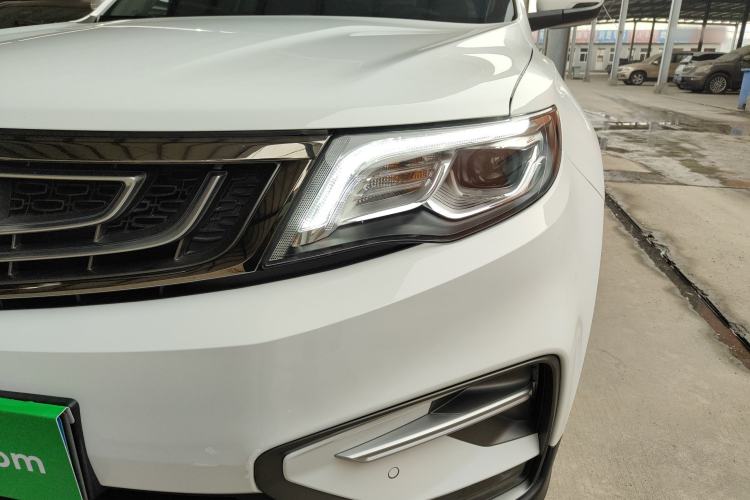 Used Geely Auto Emgrand X7 Sport 2020 1.8TD DCT Two-Wheel Drive Smart Connect 4G-Enabled Version
