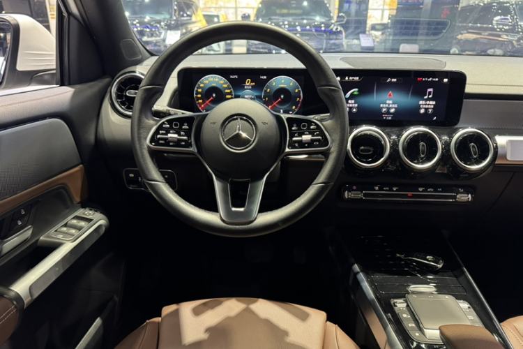 Used Mercedes-Benz GLB 2022 Second Facelift GLB 200 Fashion Edition
