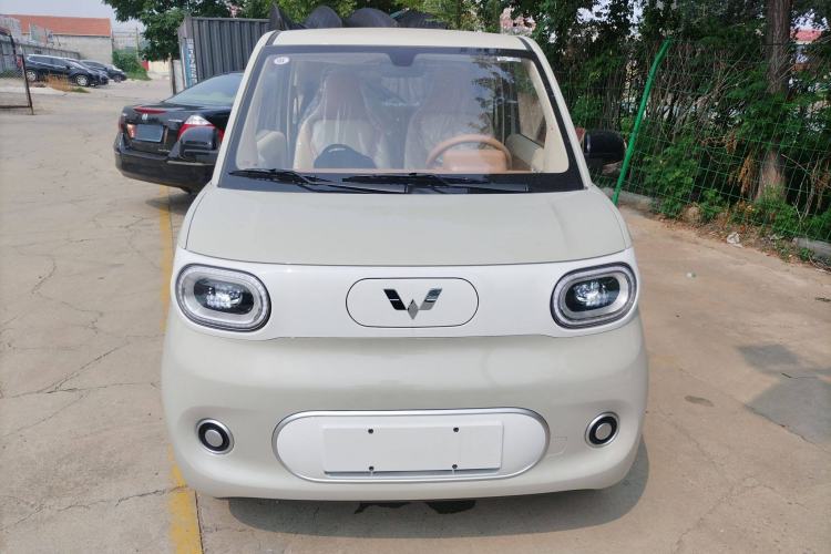 Used Wuling Hongguang MINIEV 2024 3rd Generation 215km Youth Edition
