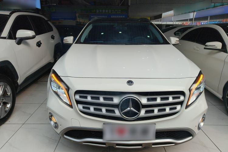 Used Mercedes-Benz GLA 2017 GLA 220 4MATIC Fashion Model
