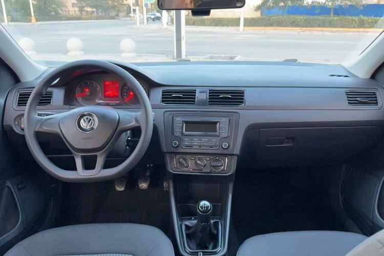 Used Volkswagen Santana 2019 1.5L Manual Fashion Edition China VI Standard
