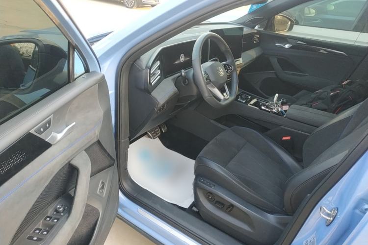 Used Volkswagen Tiguan L 2024 PRO 380TSI Four-Wheel Drive R-Line Prestige Edition
