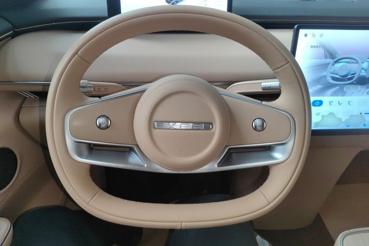 Used  Star Era ET 2025 Extended-Range 265 Max Two-Wheel Drive Urban Advanced Driver Assistance
