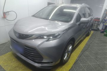 Used Toyota Sienna 2021 2.5L Hybrid Ultimate Edition