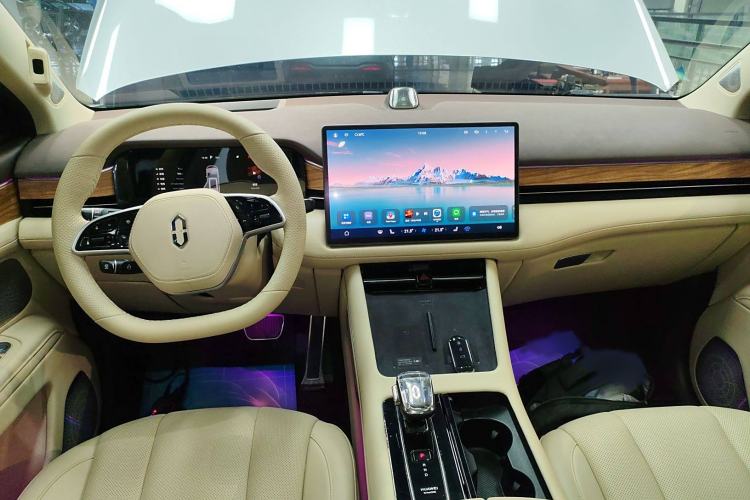 Used Hima AITO M7 2024 1.5T Rear-Drive Plus Version 5 Seats
