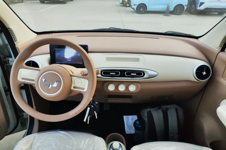 Used Wuling Hongguang MINIEV 2025 Four-Door Version Advanced Edition
