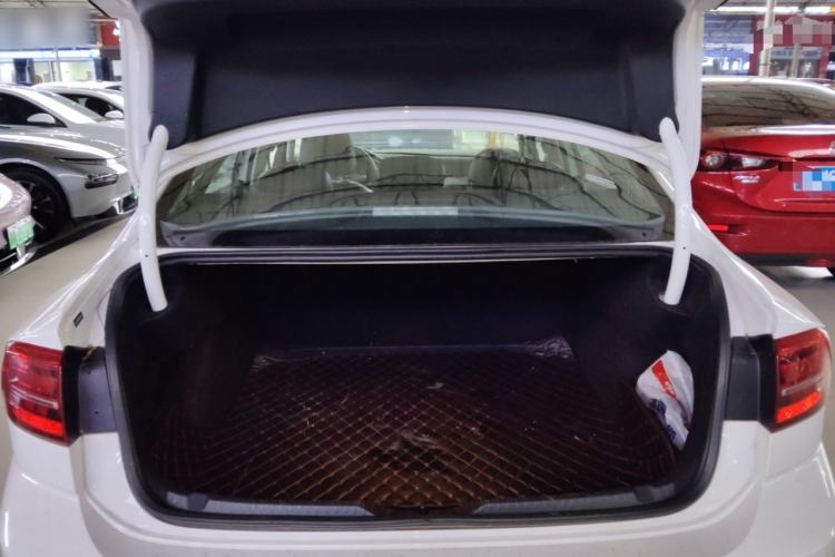 Used Volkswagen Lamando 2019 230TSI DSG Fashion Edition China VI