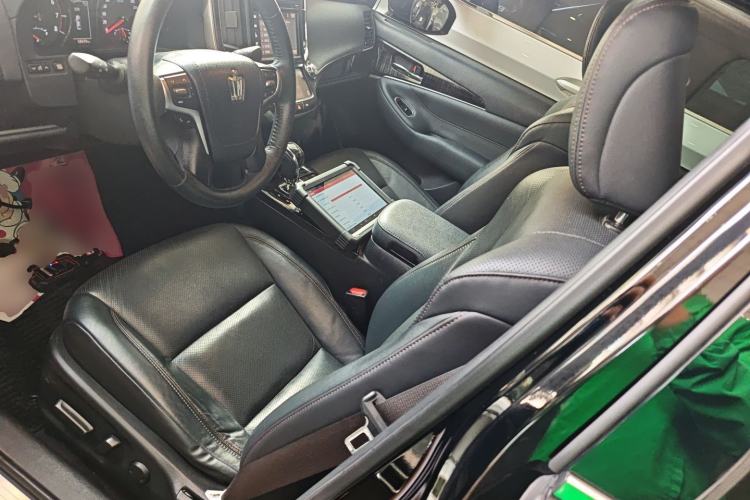 Used Toyota Crown 2015 2.0T Fashion Edition