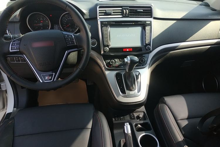Used Haval H6 2015 Sport Edition 1.5T Automatic Two-Wheel Drive Luxury Model