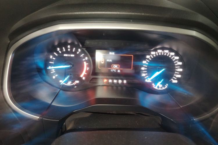 Used Ford Edge 2018 Facelifted EcoBoost 245 Two-Wheel-Drive Platinum Edition 5 Seats China V Emission Standard
